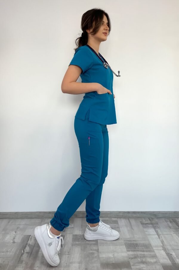 uniforme medicale albastru